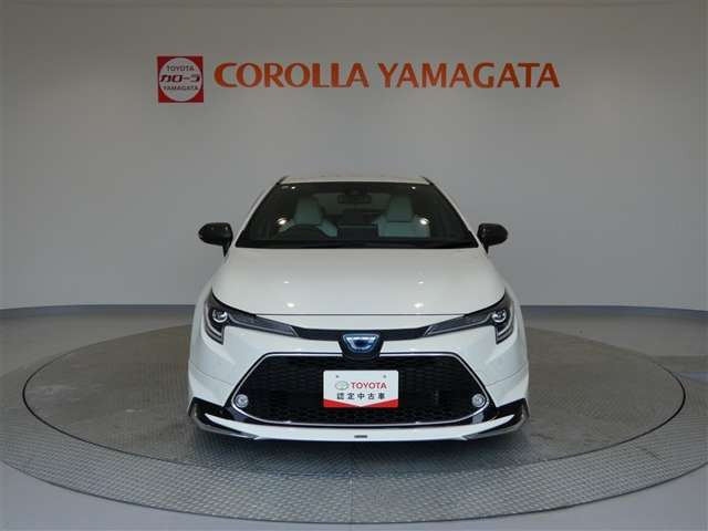 カローラツーリング1.8 ハイブリッド W×B