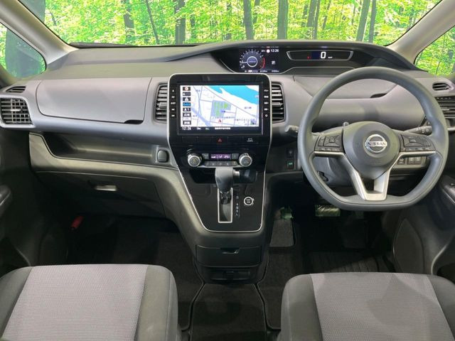セレナ2.0 XV
