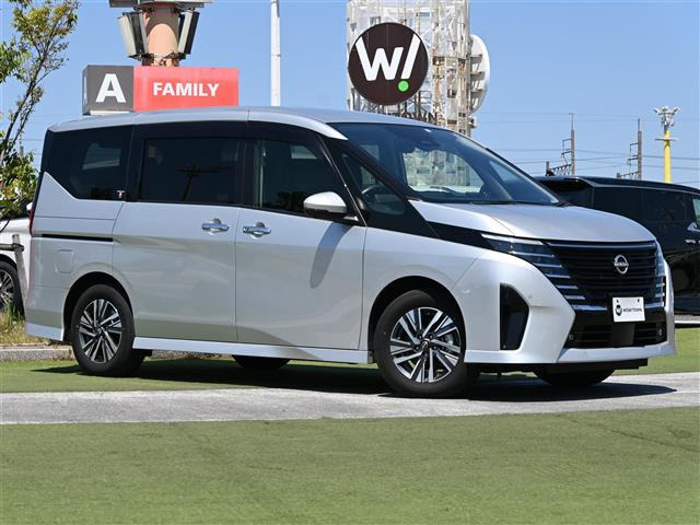 セレナ1.4 e-POWER ハイウェイスターV