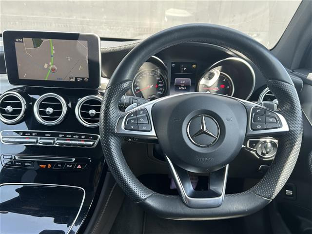 GLC220d 4マチック スポーツ 本革仕様 4WD