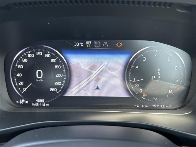 XC40T5 AWD Rデザイン 1stエディション 4WD