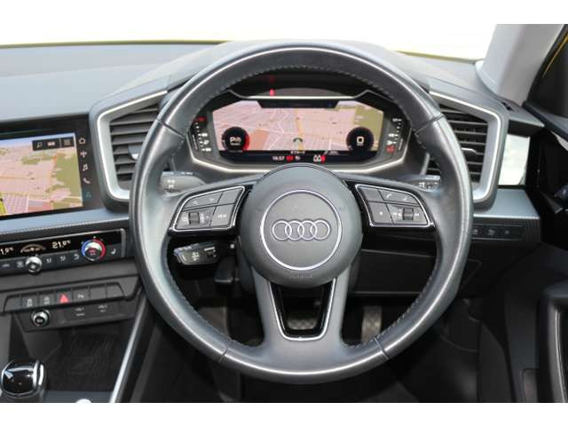 A1スポーツバック25 TFSI アドバンスド