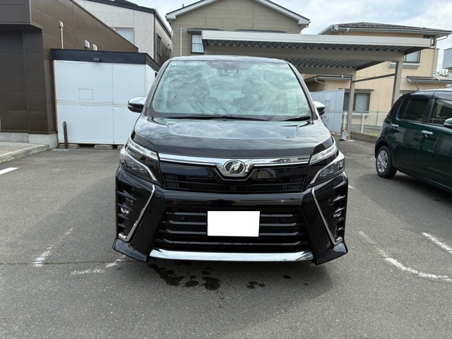 ヴォクシー2.0 ZS 煌II 4WD