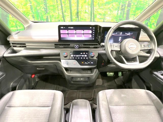 セレナ1.4 e-POWER ハイウェイスターV