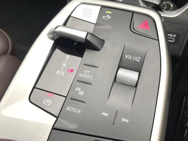 ●シフトノブの使用感も少なく、良好な状態です。