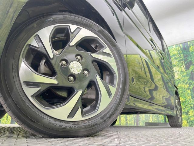 �y����15�C���`�A���~�z�C�[���z�O�ςɃ}�b�`���������A���~�z�C�[���𑕒����Ă���܂��B�e��ЊO�A���~�z�C�[����A�X�^�b�h���X�^�C�����戵�����Ă���܂��B���񂲑��k����������