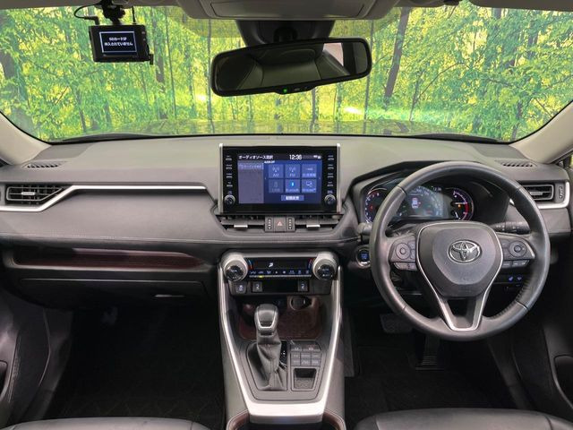 RAV42.0 G 4WD