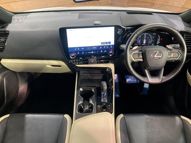 NX350h バージョンL