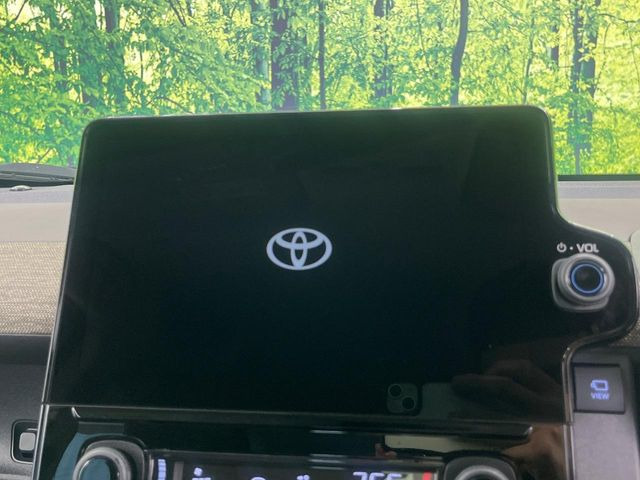 �y10.5�C���` �f�B�X�v���C�I�[�f�B�I�z���ʂ̃f�B�X�v���C��AppleCarPlay��AndroidAuto�����p�\�B�傫�ȉ�ʂŃX�}�z�i�r�A�v���������p���������܂���