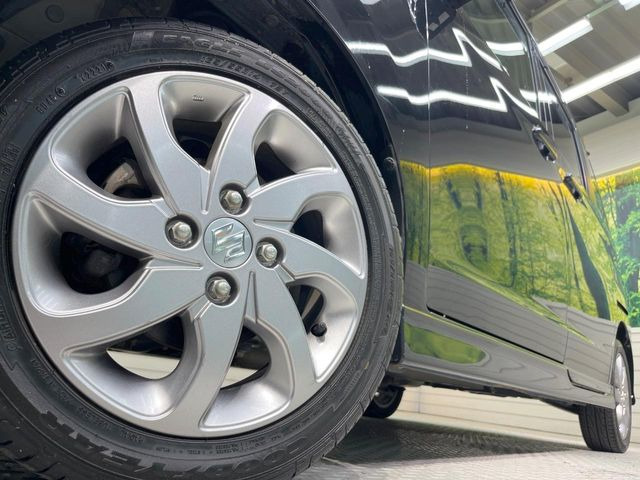 �y����14�C���`�A���~�z�C�[���z�O�ςɃ}�b�`���������A���~�z�C�[���𑕒����Ă���܂��B�e��ЊO�A���~�z�C�[����A�X�^�b�h���X�^�C�����戵�����Ă���܂��B���񂲑��k����������