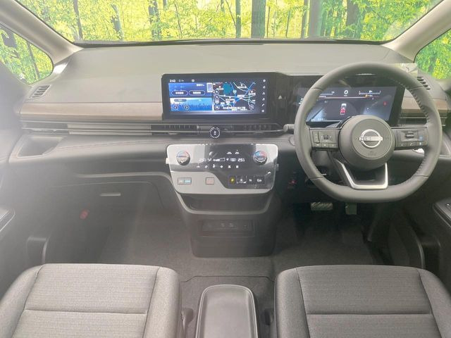 セレナ1.4 e-POWER ハイウェイスターV