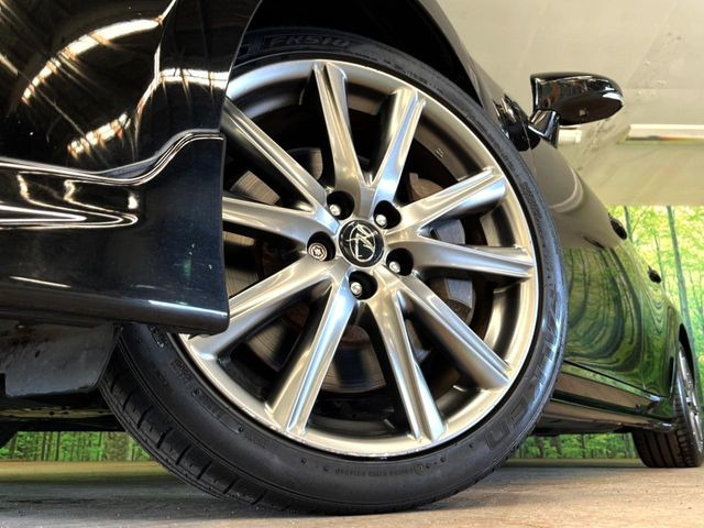 �y�����A���~�z�C�[���z�O�ςɃ}�b�`���������A���~�z�C�[���𑕒����Ă���܂��B�e��ЊO�A���~�z�C�[����A�X�^�b�h���X�^�C�����戵�����Ă���܂��B���񂲑��k����������
