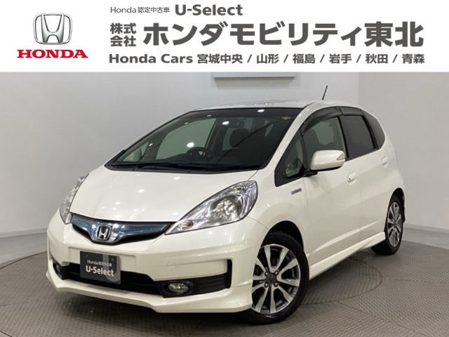 フィットハイブリッド1.5 RS