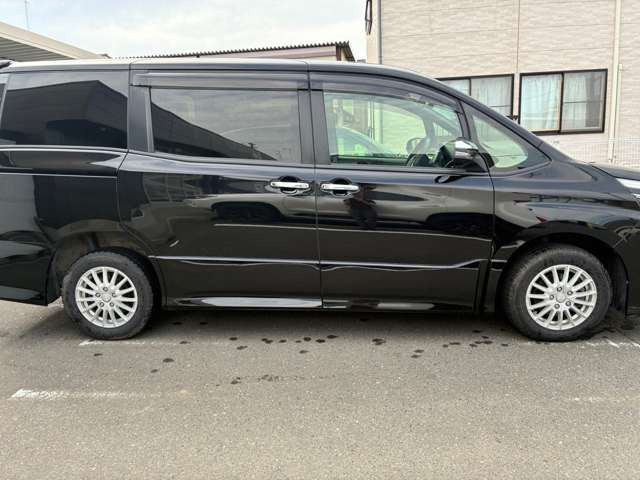 ヴォクシー2.0 ZS 煌II 4WD