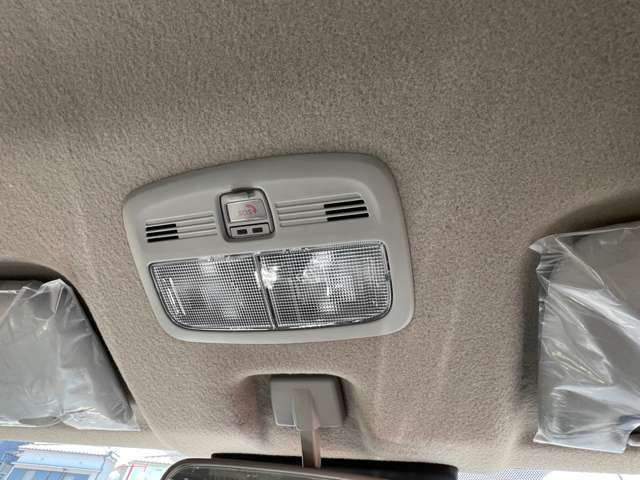 ���[4WD���X�W���f���J�[�S�����S�V�ԃ��[�J�[�ۏؔ������i��1��������߂Ɍf�ڎԈȊO�����D���ȐF�O���[�h�I�v�V�����I�ׂ܂������ȉ��i�ł��w���\�X�Y�L�R�l�N�g�Ή�����9�C���`�S���̓J����B�X�|�b�g���j�^