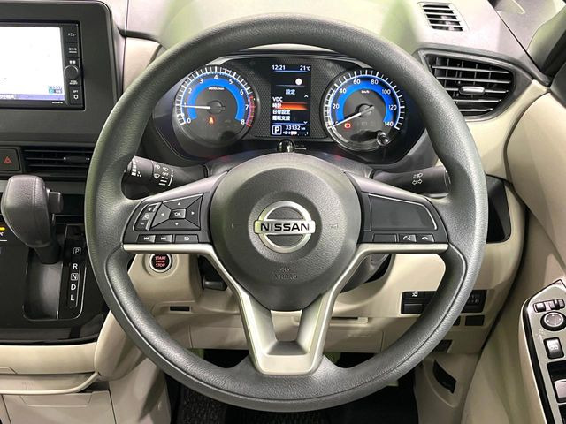 �y�X�e�A�����O�X�C�b�`�z�^�]���A�O������ڐ������炷���ƂȂ��A�I�[�f�B�I���̑��삪�\�ȕ֗��@�\!���S&���K�ȃh���C�u�����o���Ă���܂���