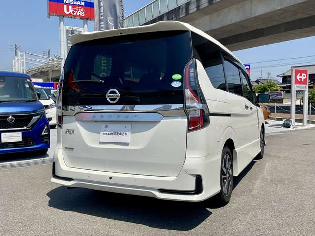セレナ2.0 ハイウェイスターV