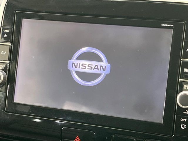 セレナ2.0 ハイウェイスター プロパイロット エディション