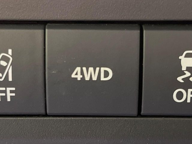 4WD�̂��Ԃł��̂ŁA�ᓹ�ł����S�ł���~��n�n��ɂ��Z�܂��̕��ȊO�ɂ��A�E�B���^�[�X�|�[�c����̕���~��n��֋A�Ȃ����@�������ɂ���������!