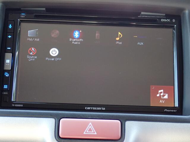 CD�I�[�f�B�I�E���W�I�EBluetooth���t���Ă܂��B