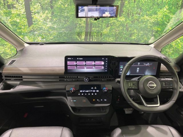 セレナ1.4 e-POWER ハイウェイスターV
