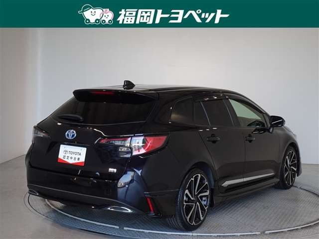 カローラツーリング1.8 ハイブリッド W×B