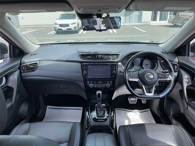 エクストレイル2.0 AUTECH iパッケージ 4WD
