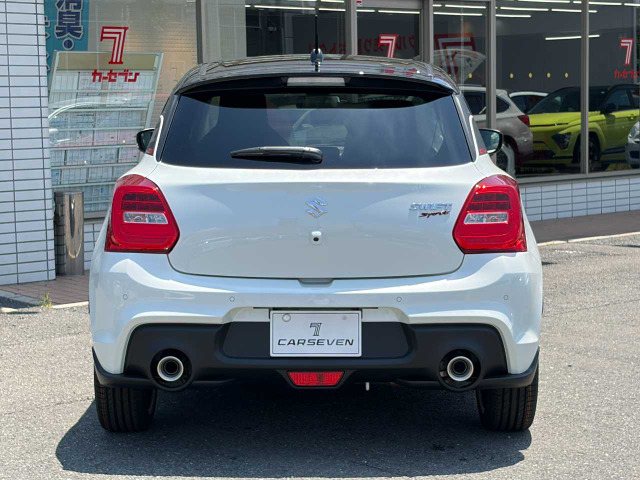 スイフト1.4 スポーツ ZC33S ファイナル エディション