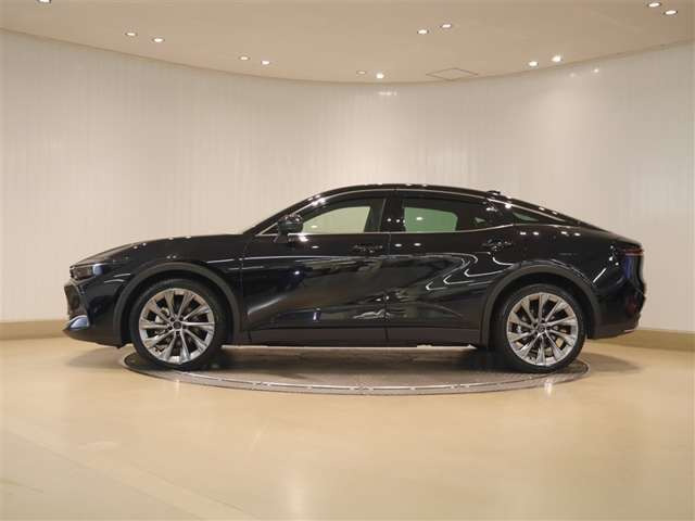クラウンクロスオーバー2.5 Z E-Four 4WD