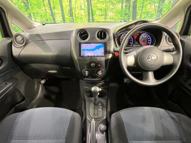 ノート1.2 X FOUR エマージェンシーブレーキパッケージ 4WD