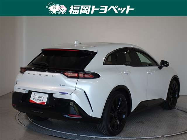クラウンスポーツ2.5 Z E-Four 4WD