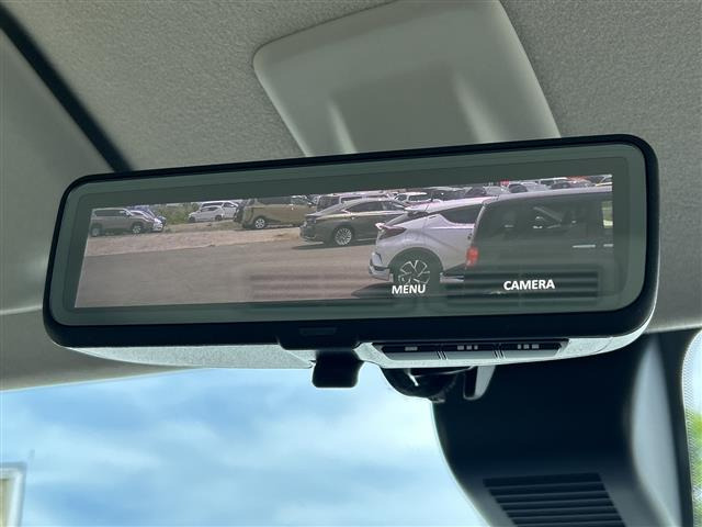 デリカミニT プレミアム 4WD