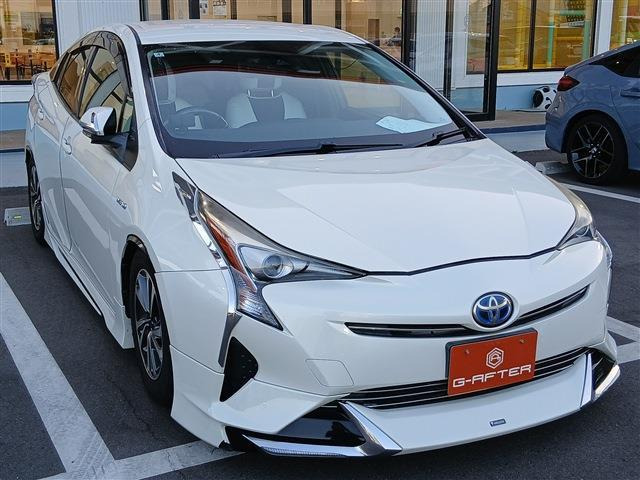 プリウス1.8 S
