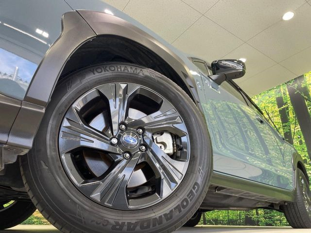 �y����17�C���`�A���~�z�C�[���z�O�ςɃ}�b�`���������A���~�z�C�[���𑕒����Ă���܂��B�e��ЊO�A���~�z�C�[����A�X�^�b�h���X�^�C�����戵�����Ă���܂��B���񂲑��k����������
