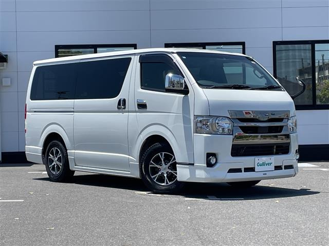 ハイエースバン