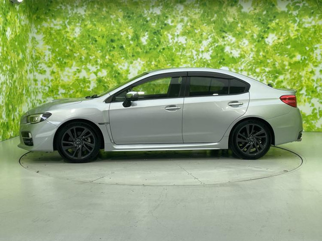 WRXS4 2.0 GT アイサイト 4WD