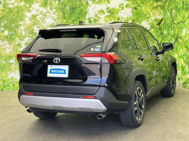 RAV42.0 アドベンチャー 4WD