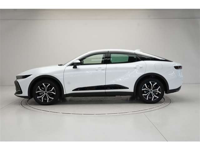 クラウンクロスオーバー2.5 G アドバンスト E-Four 4WD