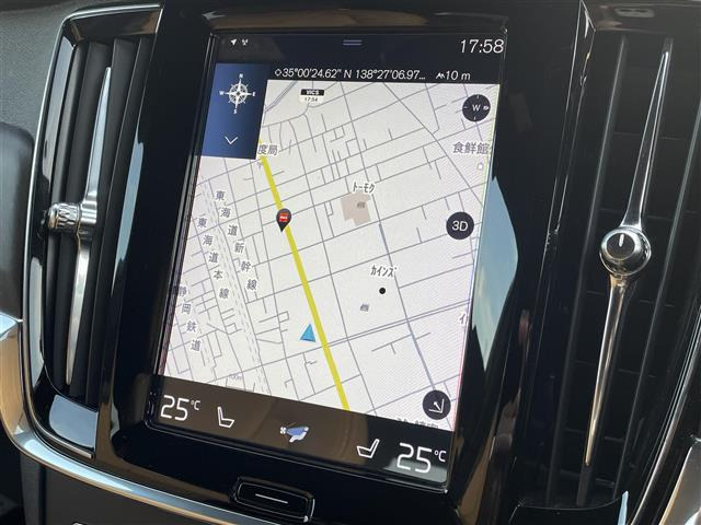 V90クロスカントリーD4 AWD モメンタム ディーゼル 4WD