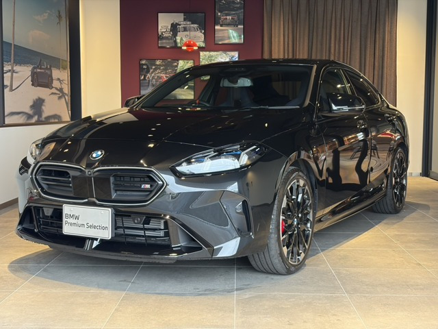 2シリーズグランクーペM235 xドライブ 4WD