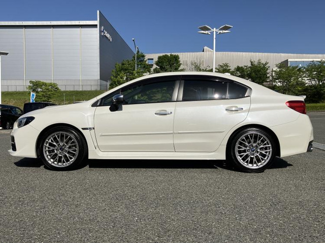 WRXS4 2.0 GT-S アイサイト 4WD