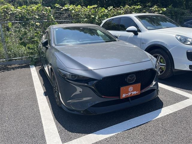 MAZDA3ファストバック1.8 XD バーガンディ セレクション 4WD