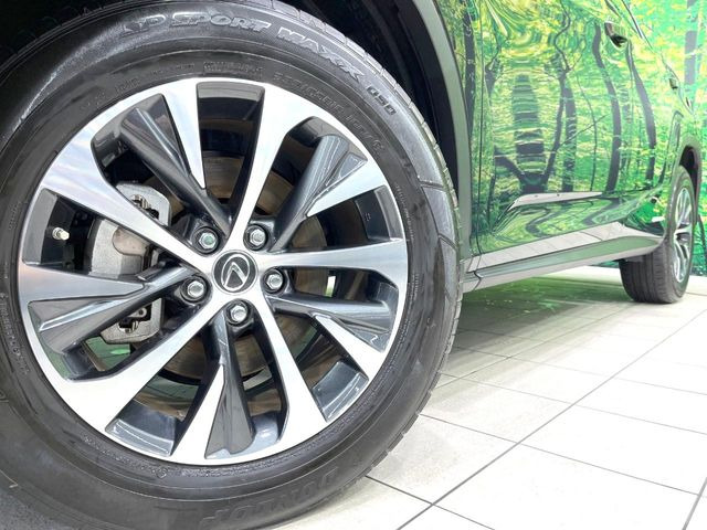 �y�����A���~�z�C�[���z�O�ςɃ}�b�`���������A���~�z�C�[���𑕒����Ă���܂��B�e��ЊO�A���~�z�C�[����A�X�^�b�h���X�^�C�����戵�����Ă���܂��B���񂲑��k����������