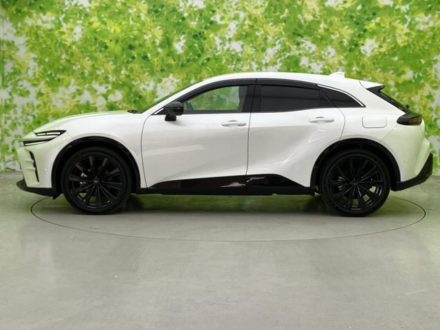 クラウンスポーツ2.5 Z E-Four 4WD