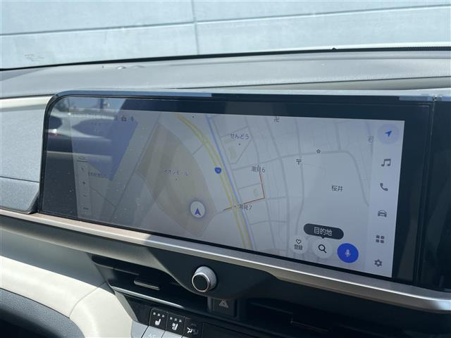クラウンクロスオーバー2.5 G アドバンスト レザー パッケージ E-Four 4WD
