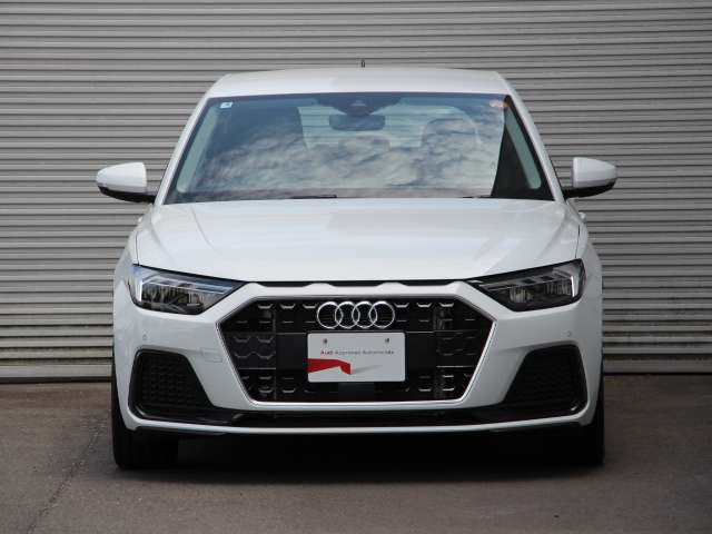 A1スポーツバック25 TFSI アドバンスド