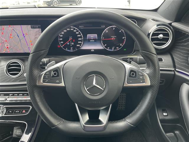 EクラスE220d アバンギャルド AMGライン