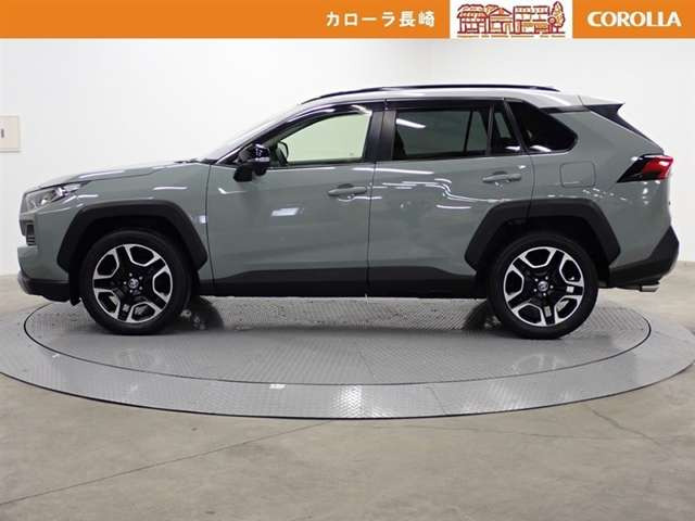 RAV42.0 アドベンチャー 4WD
