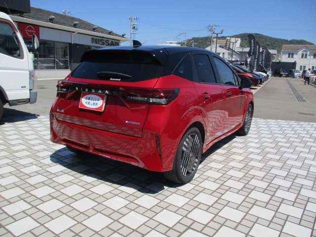 ノートオーラ1.2 G レザーエディション