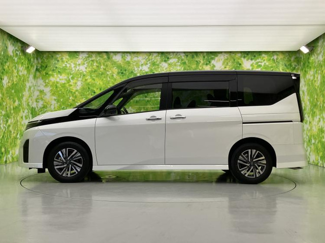 セレナ1.4 e-POWER ハイウェイスターV